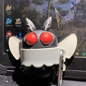Mothman Airpods Case